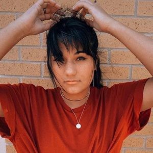 Meet your Posher, Lynsie